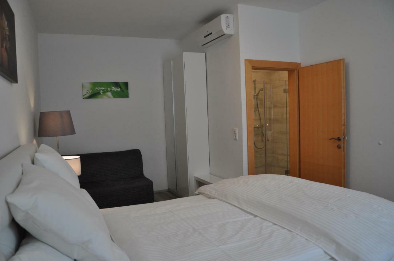 Homestay Gaestezimmer Resi Illmitz